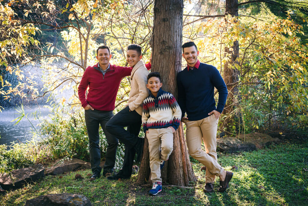 outdoor brothers family photoshoot