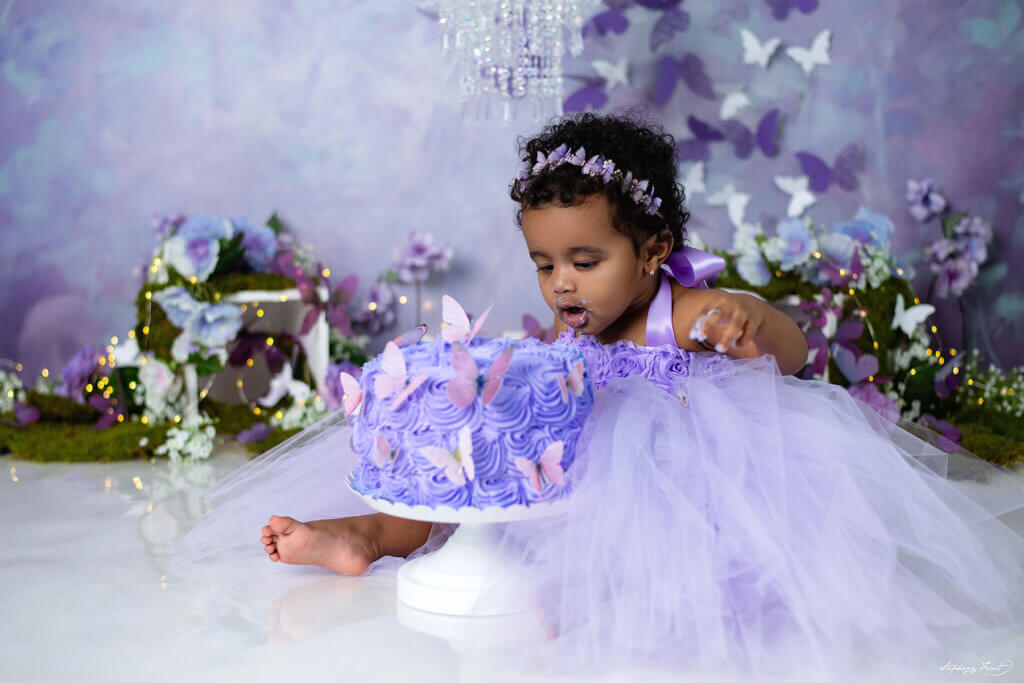Brampton Cake Smash Portraits | Precious Moments Photography